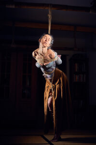 Pretty Woman tied up Shibari Kinbaku